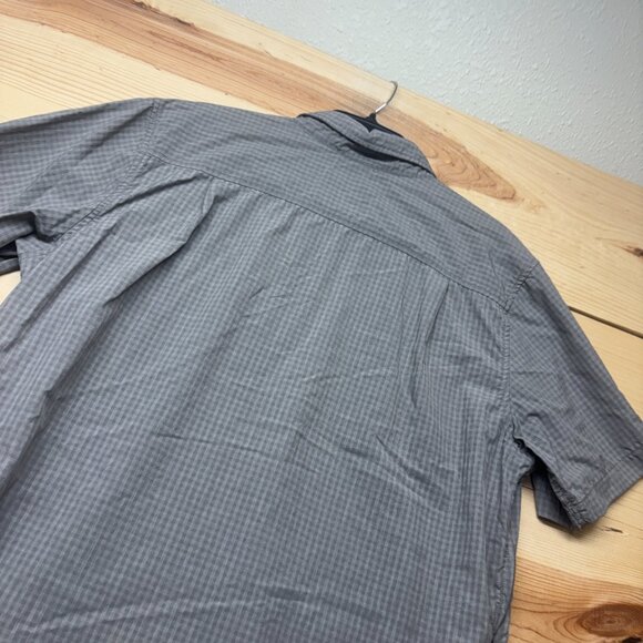 Merrell Shirt Mens Large Gray Vented Nylon Button Up Short Sleeve - Picture 10 of 12